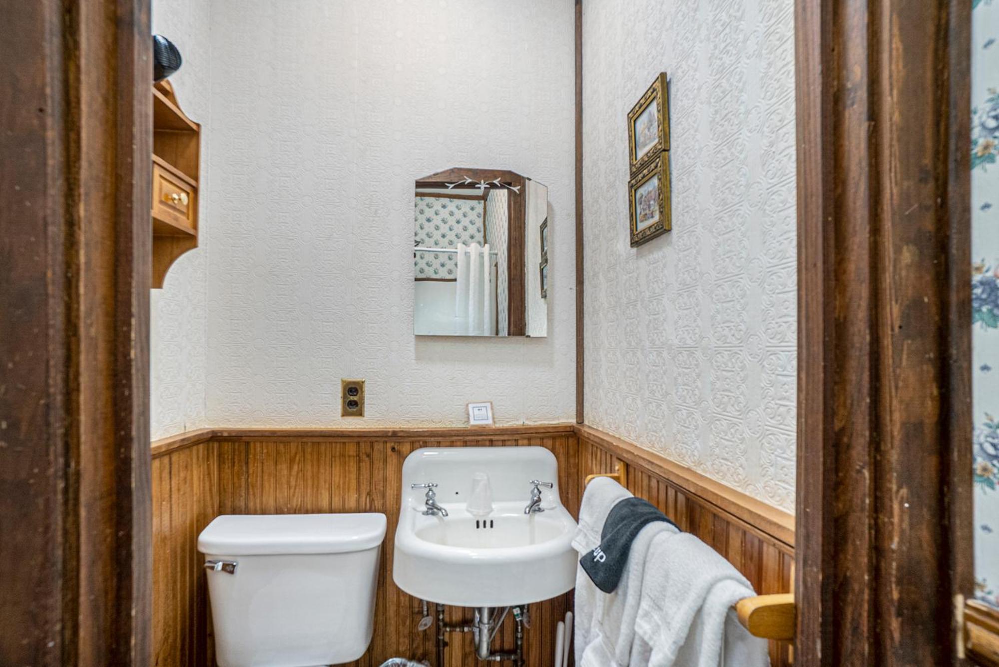 Hotel Historic Nichols 2*